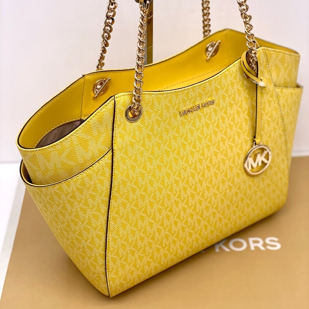 Michael Kors Signature Logo Chain Shoulder Tote DAISY YELLOW - Picture 5 of 14